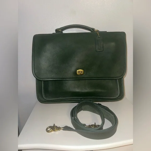 Vintage Coach Colebrooke Business Bag in Bottle Green! - Picture 3 of 10